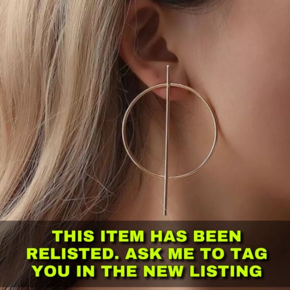 Jewelry - ⚜️[𝟯/$𝟭𝟴]⚜️Big Gold Round Bar Earrings NEW